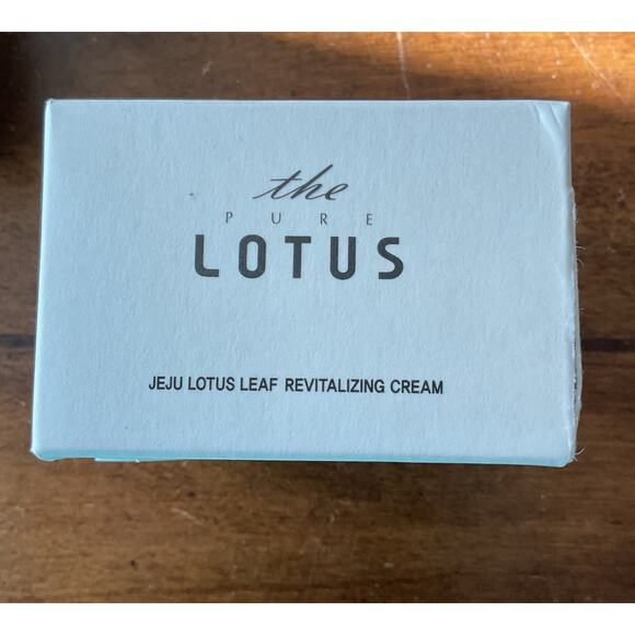 THE PURE LOTUS Jeju Lotus Leaf Revitalizing Cream 50ml NEW - Picture 6 of 6